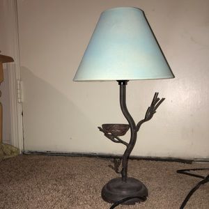 Bird nest table lamp